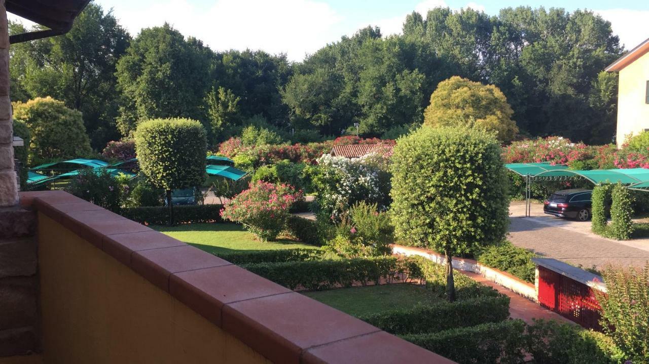Apartament La Chicca Del Garda Peschiera del Garda Zewnętrze zdjęcie